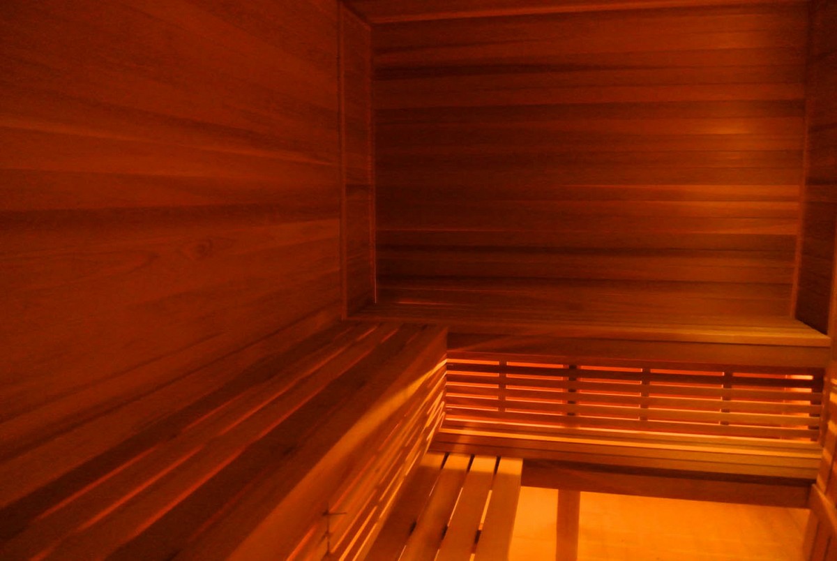Under bench lighting in sauna