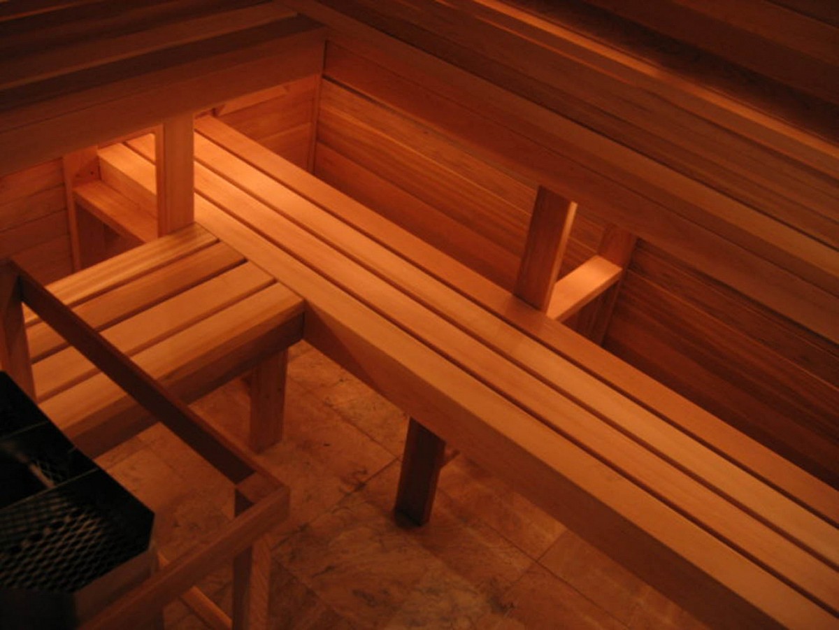 Open under bench lighting home sauna