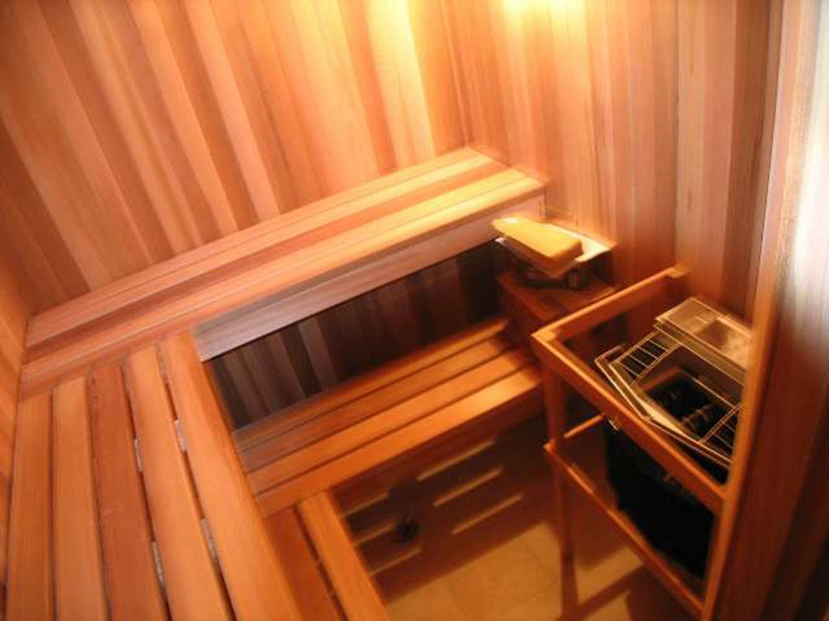 Dundalk Leisurecraft indoor sauna
