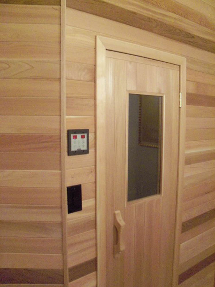 Home sauna with window in door
