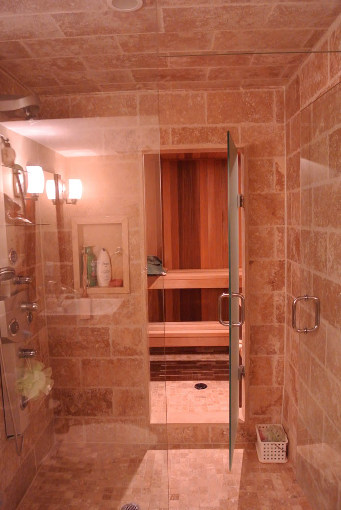 Shower entry to home sauna