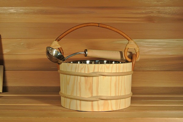 4 Litre (1 gallon) Sauna Bucket With Dipper - Stainless Steel Insert 